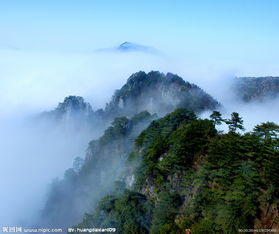 明月山